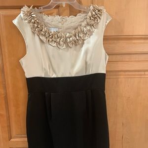 London Times short gold and black dress